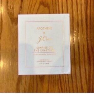 New in Box Apotheke × J.Crew Sunrise on the Coastline Candle